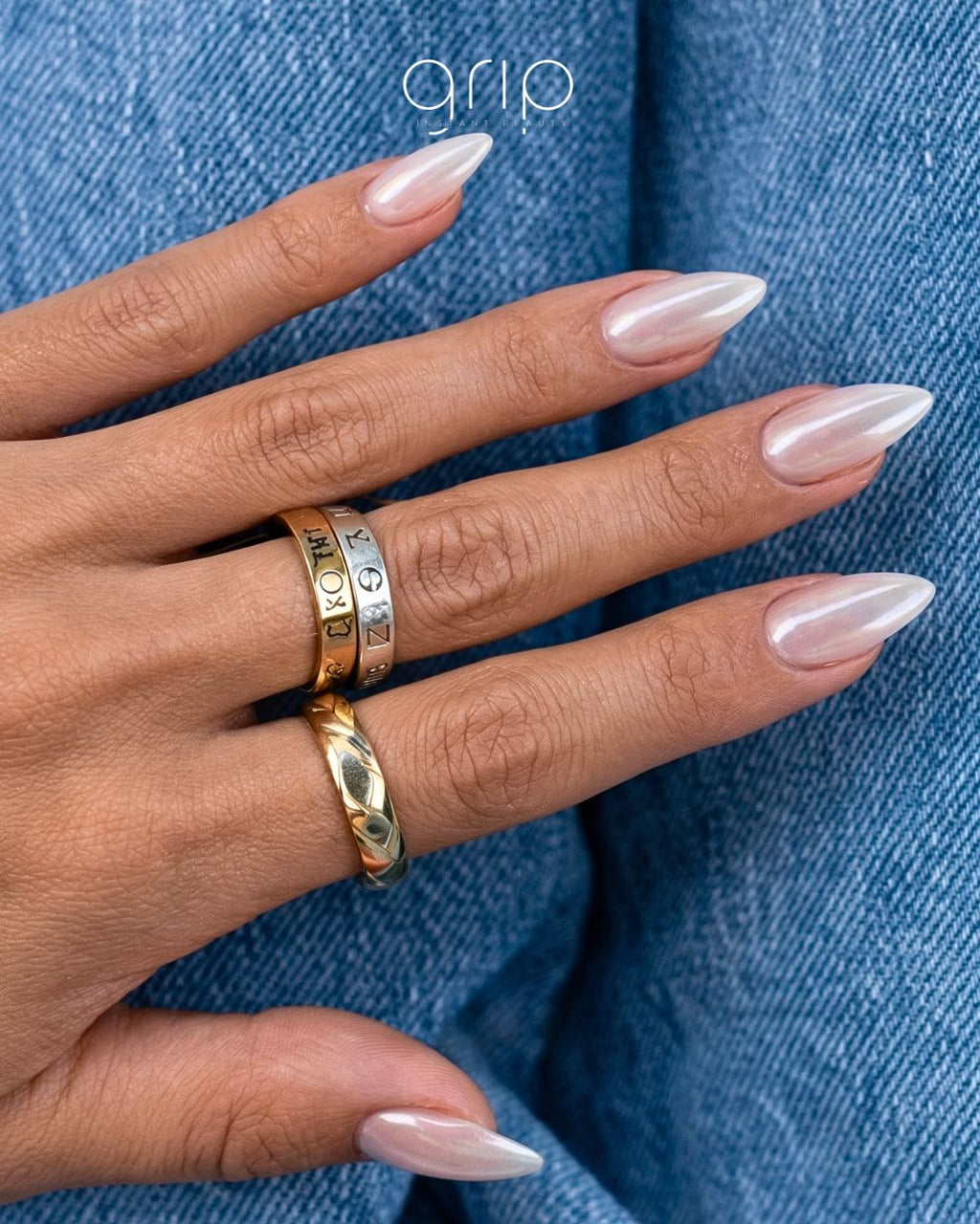 Satin - Short Almond Ombre Chrome