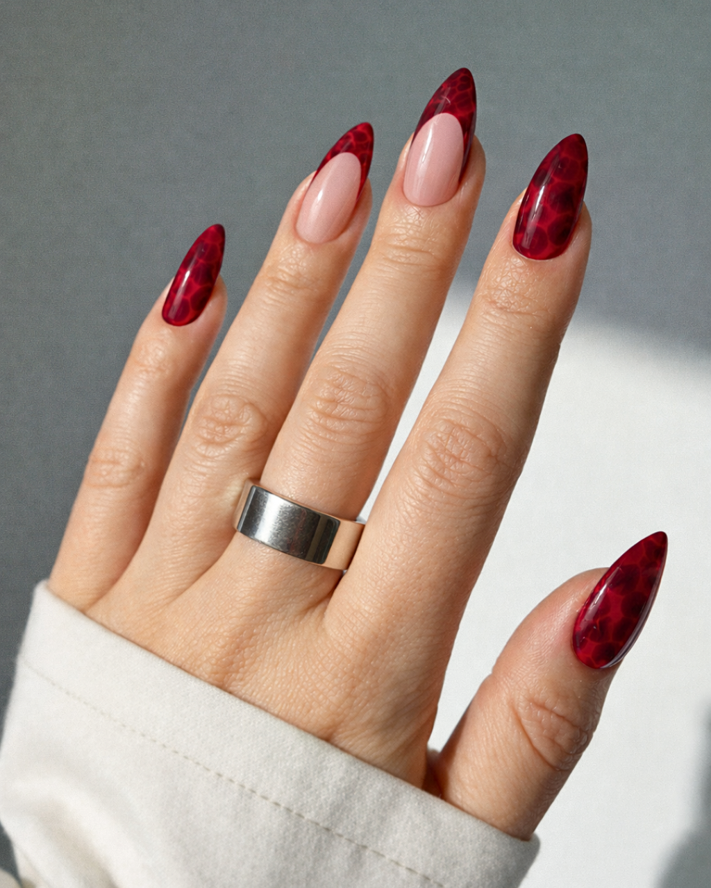 Siren - Short Almond French Red with Design