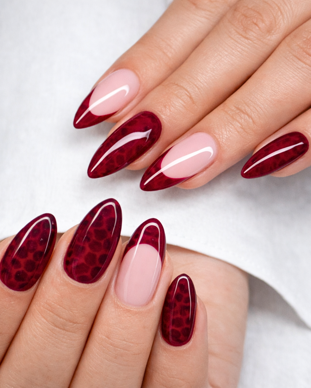 Siren - Short Almond French Red with Design